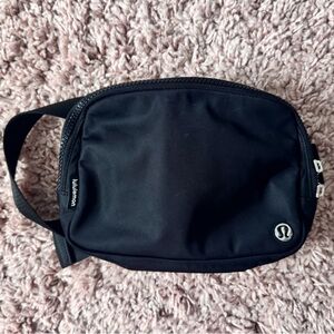 lululemon athletica Black Belt Bag
